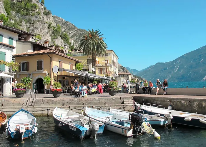 Appartement 'casa Rita 3' Mit Wasserblick By Interhome